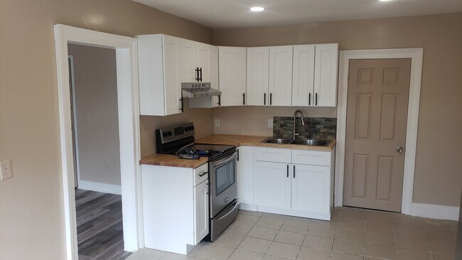 Cocina - 19 Mahl Ave