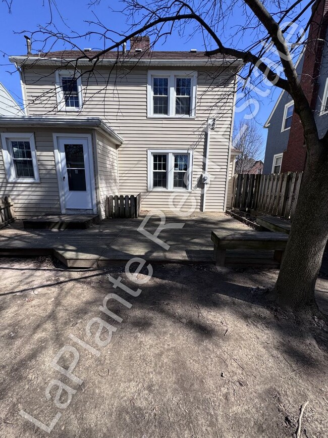 Building Photo - Charming 3-Bedroom Home with Finished Base...