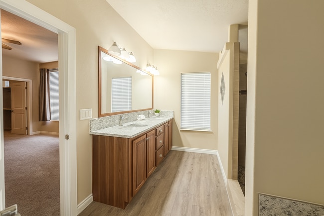 Building Photo - Fully Remodeled Home in West Kennewick – Pets Welcome