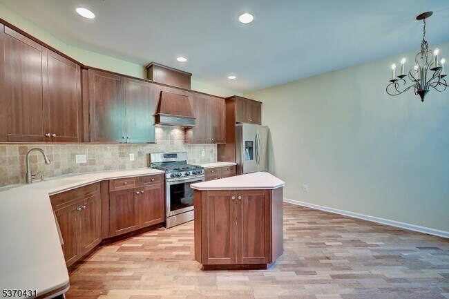 Foto del edificio - 612 Kensington Ln
