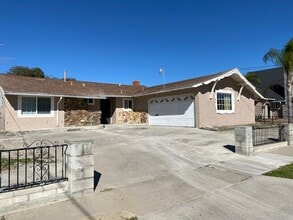 Building Photo - 7016 Madrone Ave