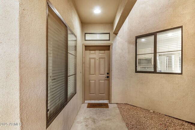 Foto del edificio - 4200 N 82nd St