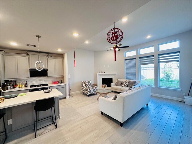 Building Photo - 15331 Leal Rancho Ct