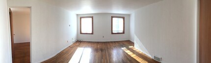 Building Photo - 13 E Sherman St