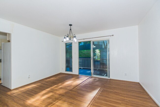 Foto del edificio - 98-858 Iho Place Unit #B