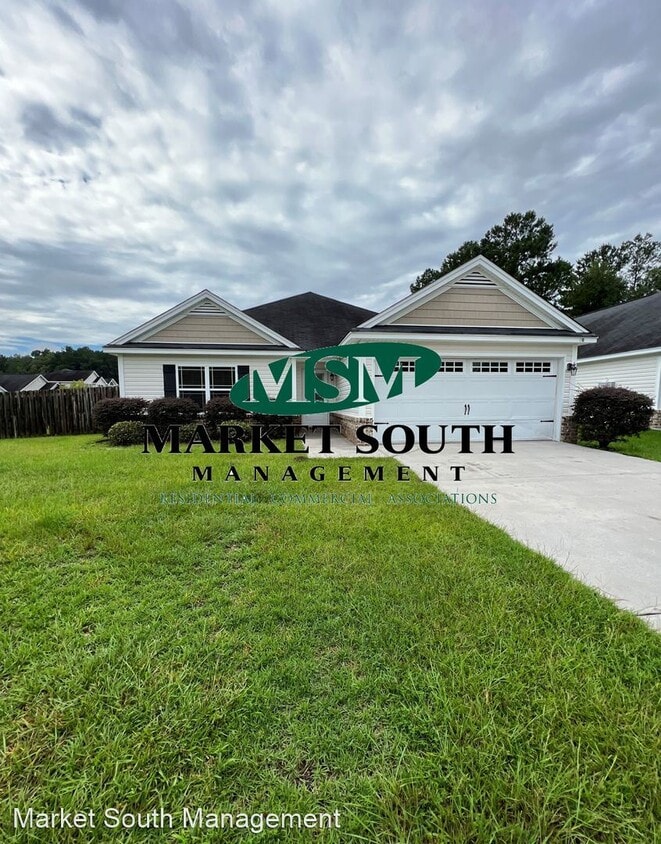 4 br, 2 bath House 20 Springwater Drive House Rental in Port