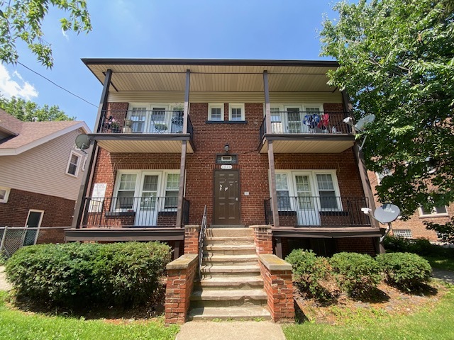 Primary Photo - 1578 W 116th St