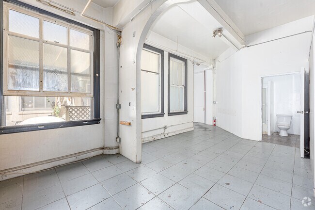 Loft - 1097 pies cuadrados - Sala de estar - 725-729 S Spring St
