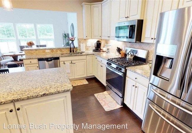 Foto del edificio - 4 br, 2.5 bath House - 14 Pickens Dr