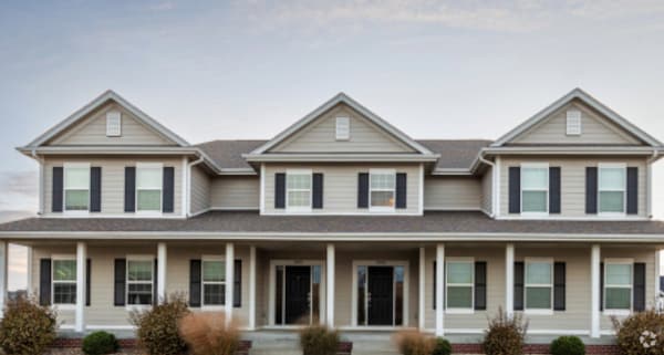Building Photo - Elm St Villas