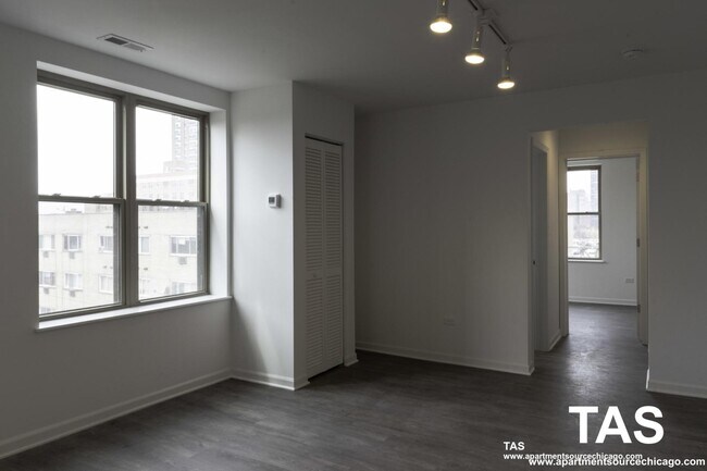 Foto del edificio - 940 W Winona St