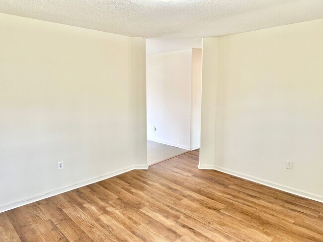 Foto del edificio - 1126 Booker St