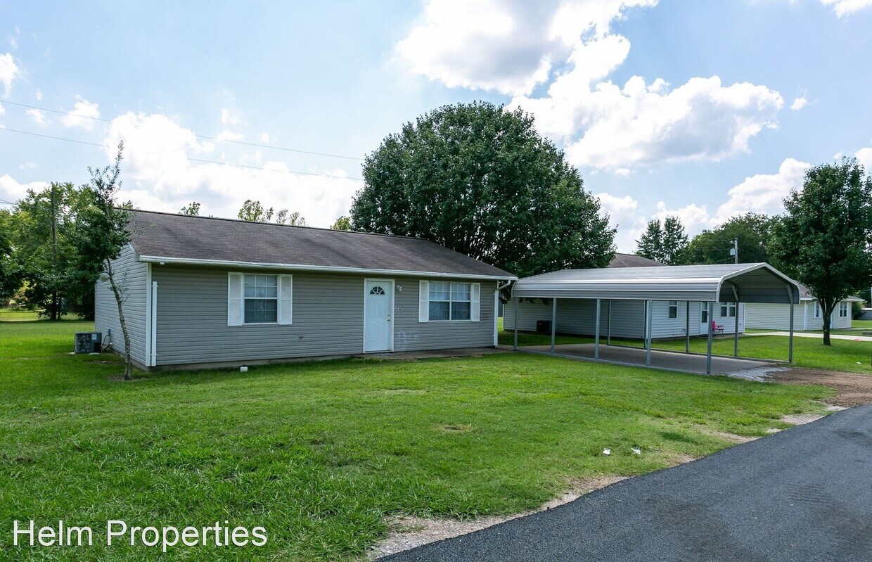 2 br, 1 bath House 604 West Johnson House Rental in Stilwell, OK