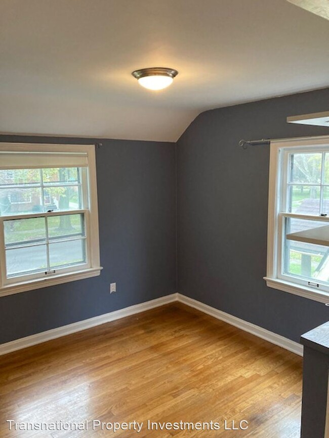 Building Photo - 3 br, 1.5 bath House - 3649 Silsby Rd