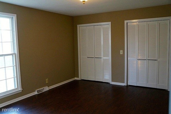 Building Photo - 3 br, 2 bath House - 1725 Indian Hills Road