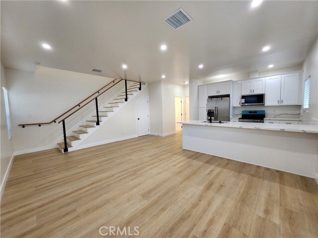 Foto del edificio - 18252 Saticoy St