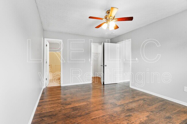 Foto del edificio - 6707 Fenske Ln