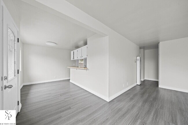Foto del edificio - "Charming 2-Bed Sanctuary in the Heart of Downey – Your Ideal Urban Retreat Awaits!"