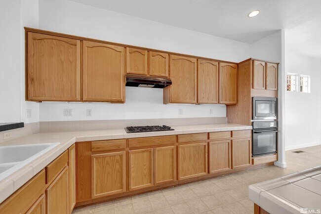 Foto del edificio - 1131 Turnberry Dr