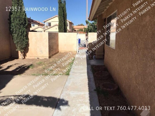 Foto del edificio - 12357 Rainwood Ln