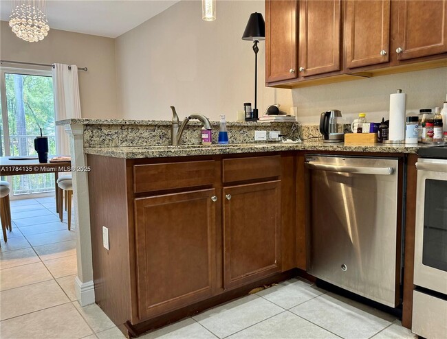 Foto del edificio - 8740 NW 97th Ave