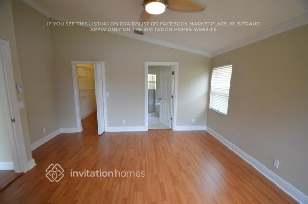 Building Photo - 13081 SW 54th Ct