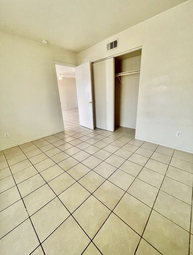 Bedroom Example - 2615 E Greenway Rd