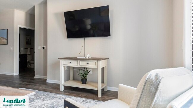 Building Photo - 915 Brentmoor Dr