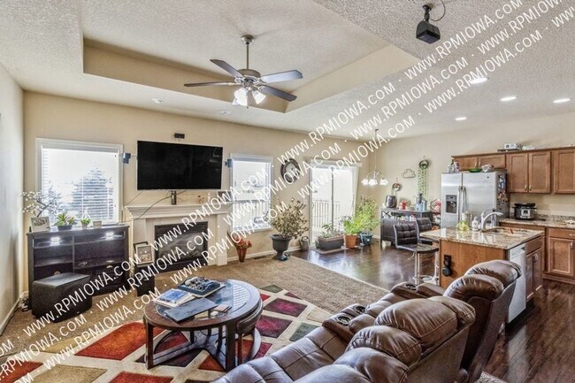 Foto del edificio - EXECUTIVE RANCH!  3 Bedroom and 2 Bathroom...