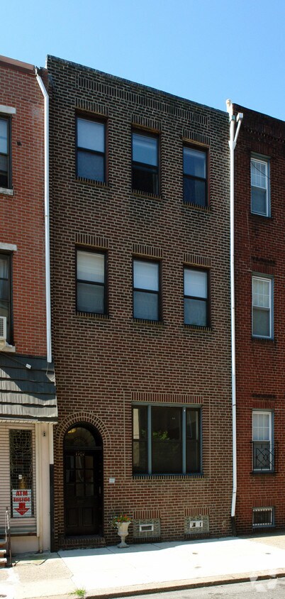 Primary Photo - 1902 Pine St