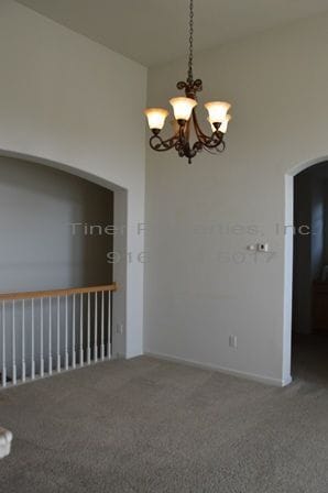 Building Photo - Stunning Condo!