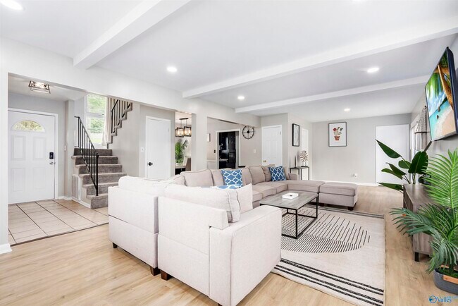 Building Photo - 202 High Rd