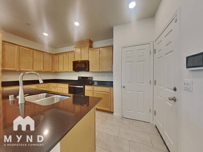 Foto del edificio - 7942 Pitcher St