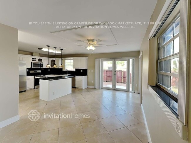 Building Photo - 6340 SW 156th Ct