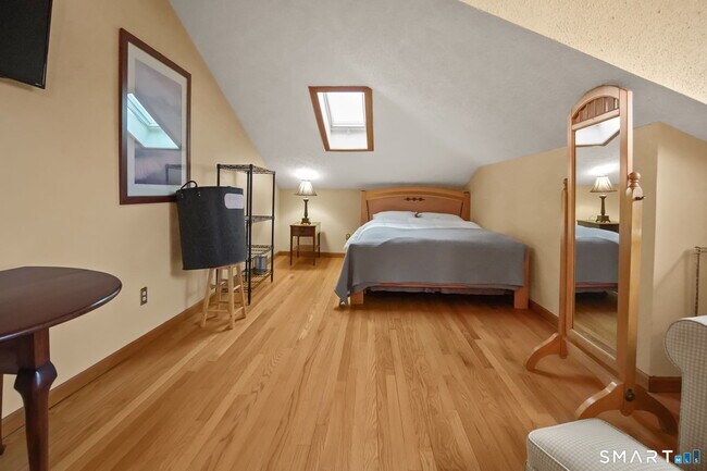 Building Photo - 45 W North St