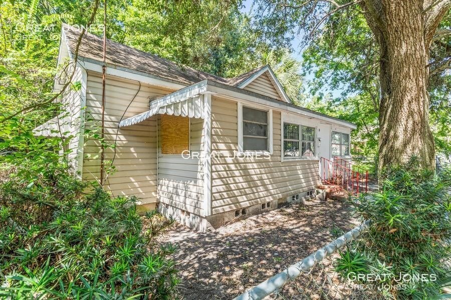Foto principal - 1517 Logan St