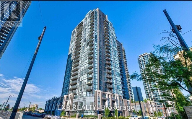 Photo du bâtiment - 5033-5033 Four Springs Ave