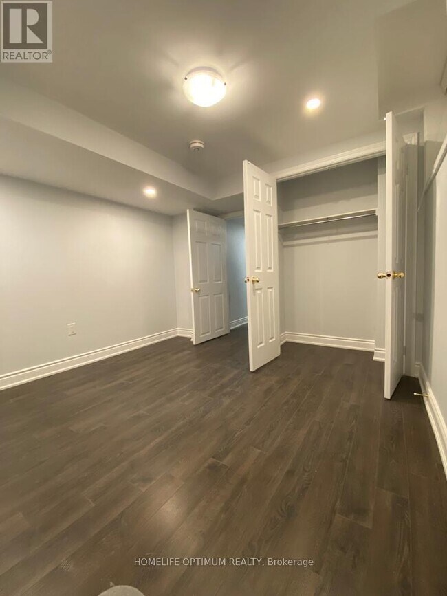 Building Photo - 85 Littles Rd