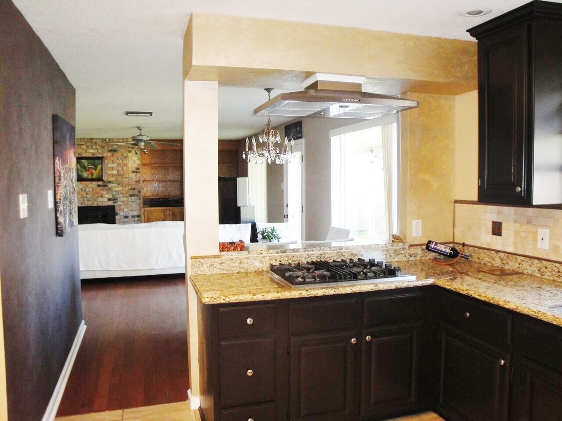 3 Rue Lemans, Kenner, LA 70065 House Rental in Kenner, LA