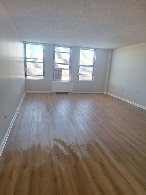 Foto del edificio - 967 Asylum Ave