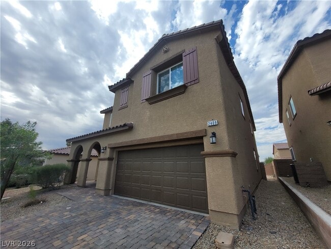 Foto del edificio - 2409 W Gilmore Ave