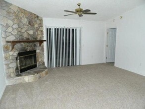 Building Photo - 2745 Beckwith St