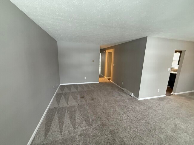 Foto del edificio - 309 Rebel Rd