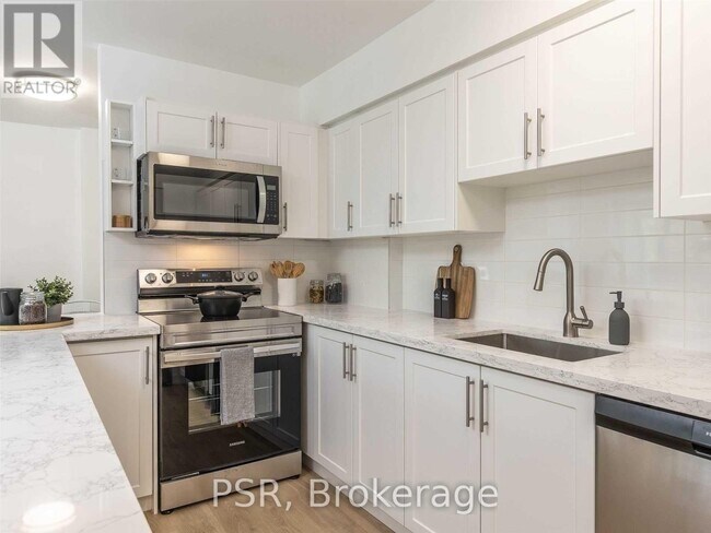Building Photo - 240 Markland Dr