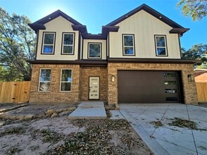 Building Photo - 14811 Wallach Dr