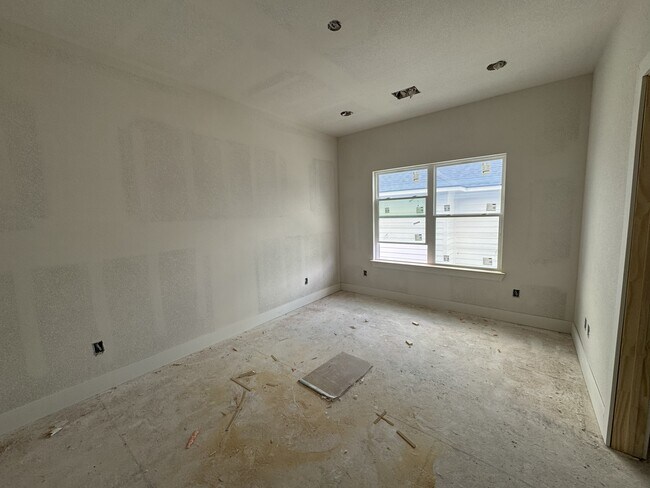 Foto del edificio - 215B Richards St