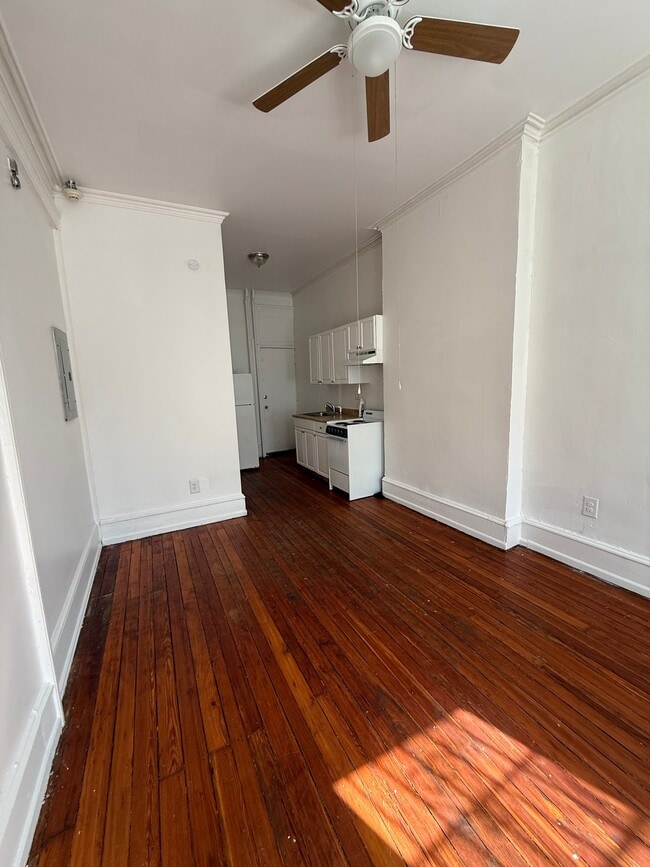Building Photo - 2083 E Clearfield St