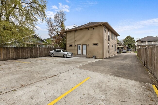 Building Photo - 4306 Wilmer St