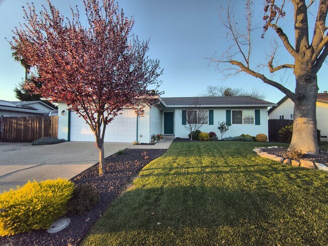 Foto del edificio - MUST SEE!!!!! Beautifully Remodeled Home in North Livermore!!!