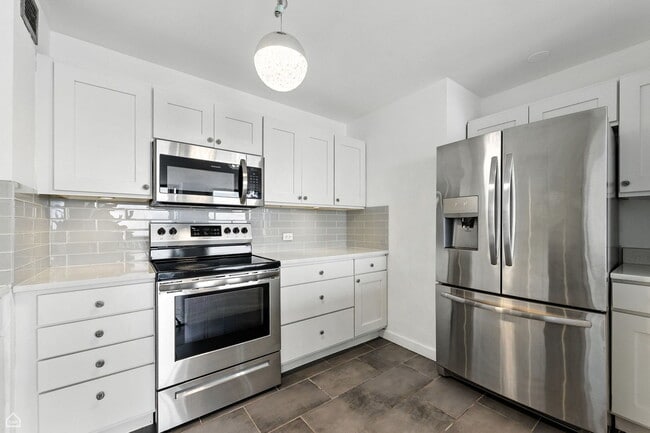 Foto del edificio - 4343 N Clarendon Ave